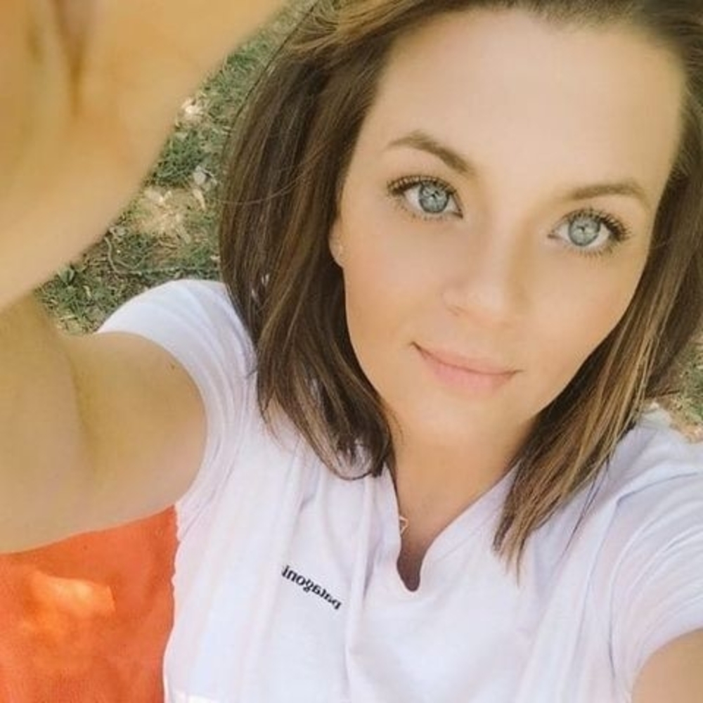 Meet your Posher, Lauren nicole